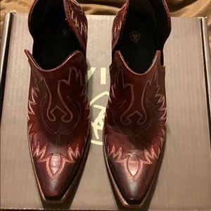 Sangria Ariat Dixon Booties